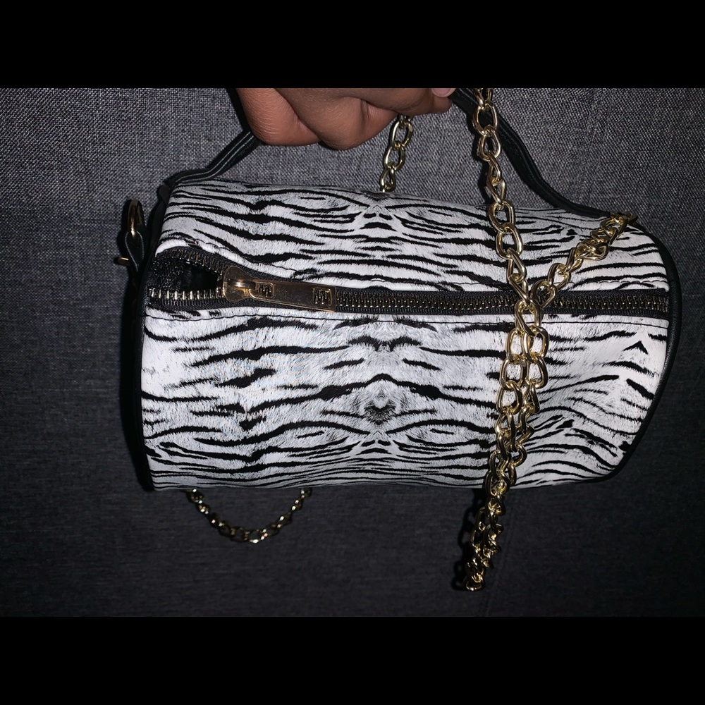 Zebra purse